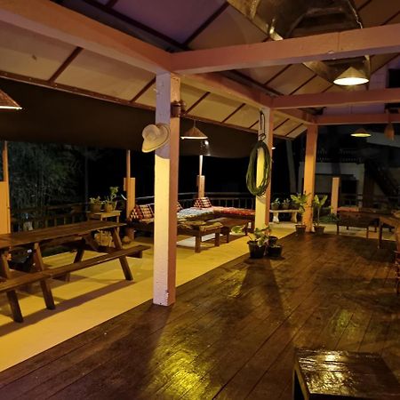 The Boathouse Ξενοδοχείο Ban Dondét Εξωτερικό φωτογραφία