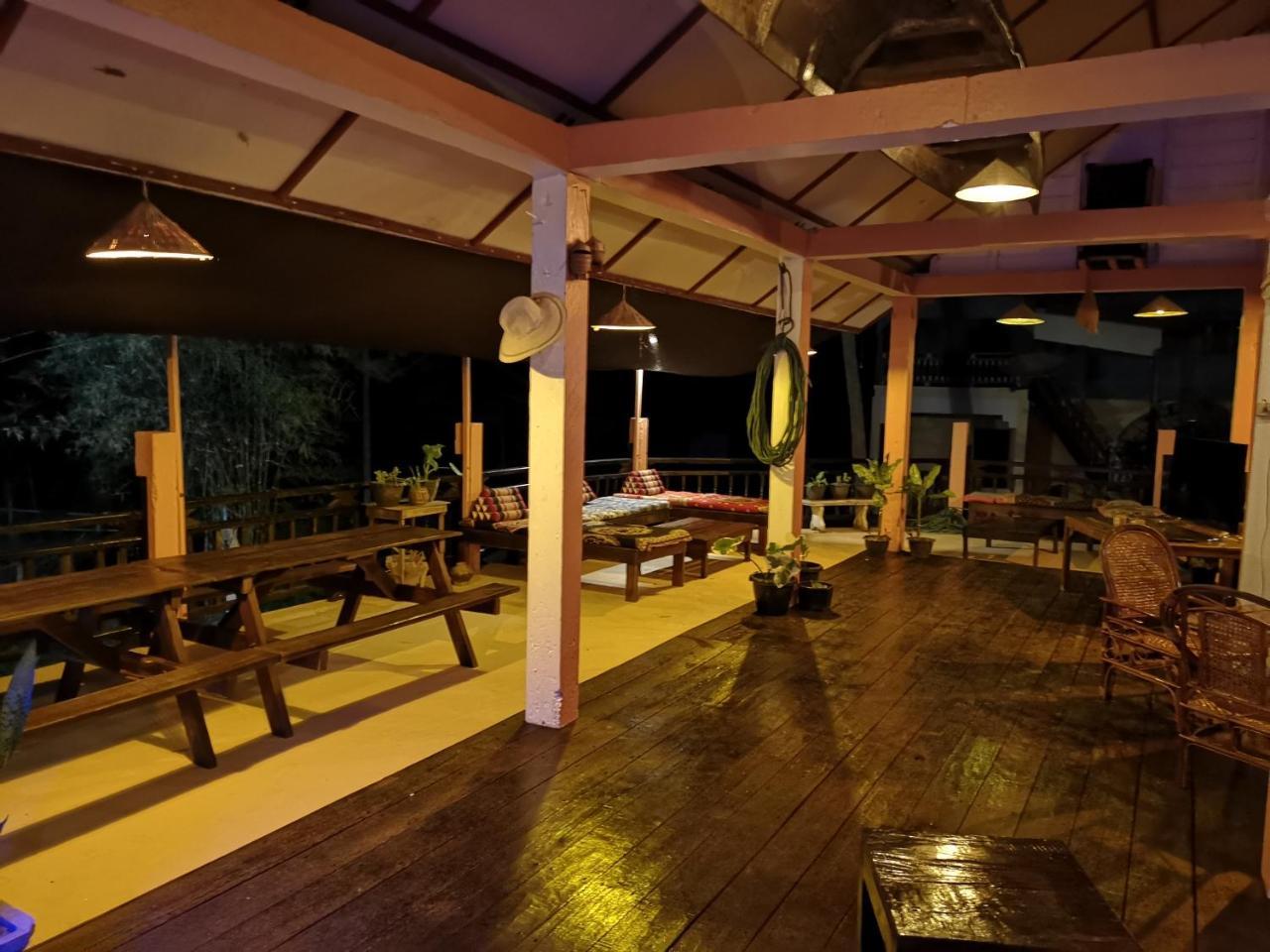 The Boathouse Ξενοδοχείο Ban Dondét Εξωτερικό φωτογραφία