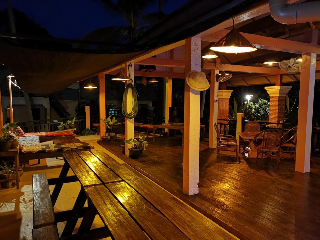 The Boathouse Ξενοδοχείο Ban Dondét Εξωτερικό φωτογραφία