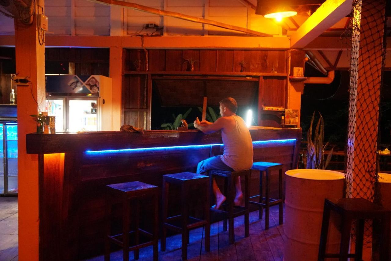 The Boathouse Ξενοδοχείο Ban Dondét Εξωτερικό φωτογραφία